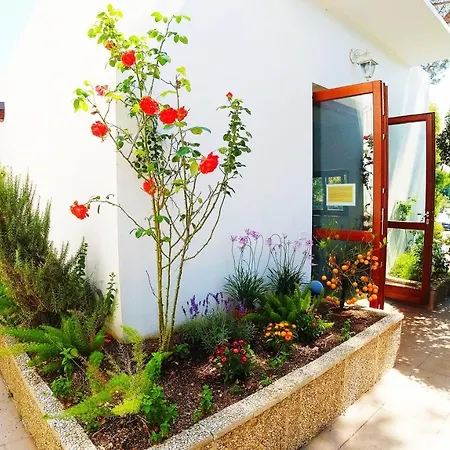 Rio Claro Otel Fondi